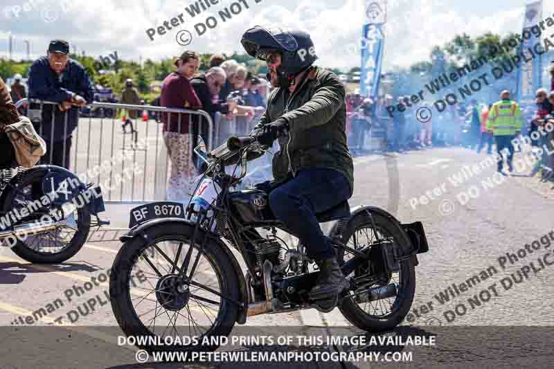 Vintage motorcycle club;eventdigitalimages;no limits trackdays;peter wileman photography;vintage motocycles;vmcc banbury run photographs